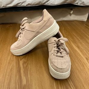 Pink Suede platform Nike Airforce 1 - size 10